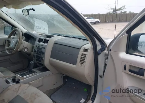 2008 Ford Escape Xlt из США, поврежденный, VIN 1FMCU03158KC06061